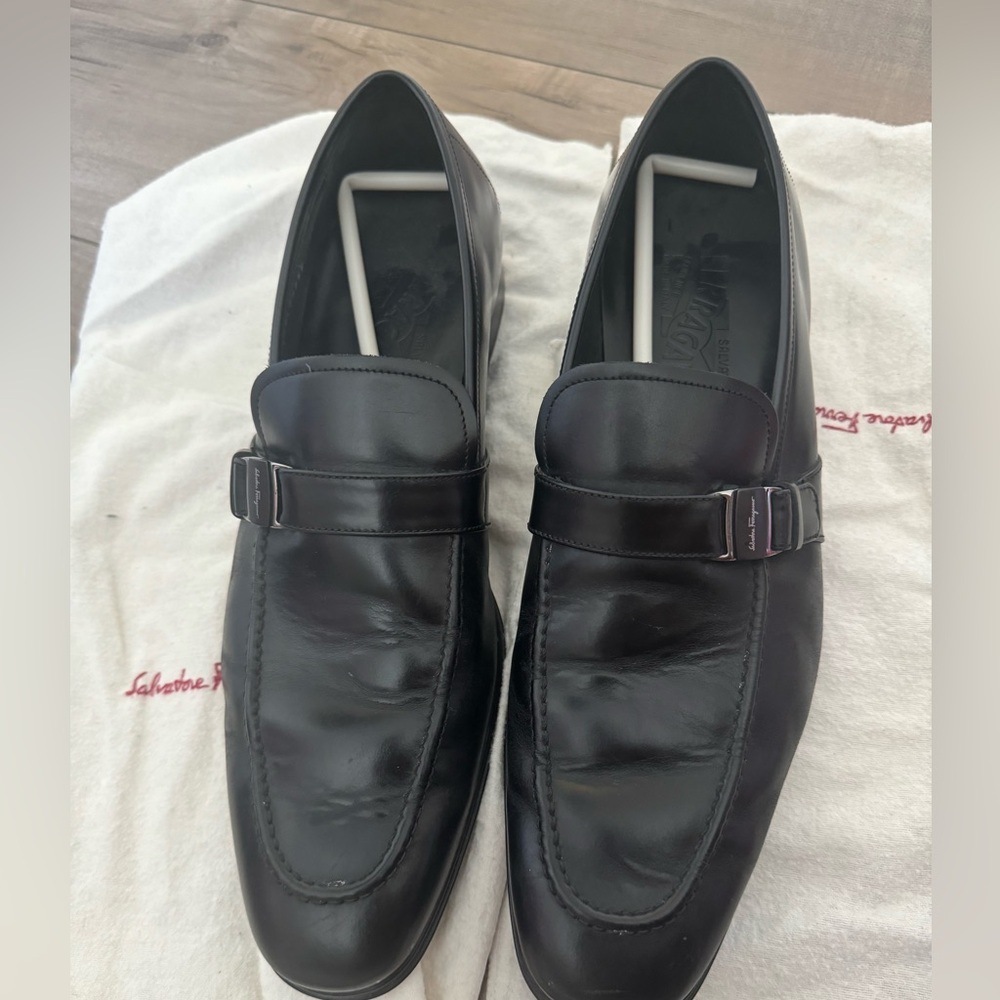 SALVATORE FERRAGAMO LOAFER